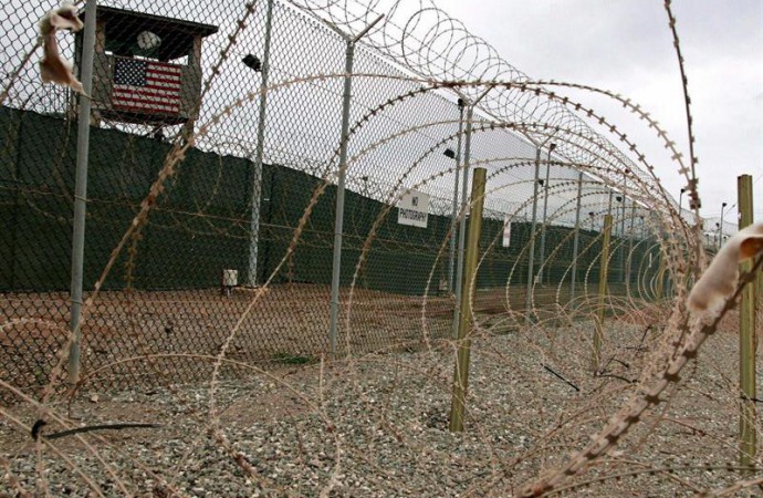 Alemania estudiará la acogida de presos de Guantánamo si se lo pide EE.UU.