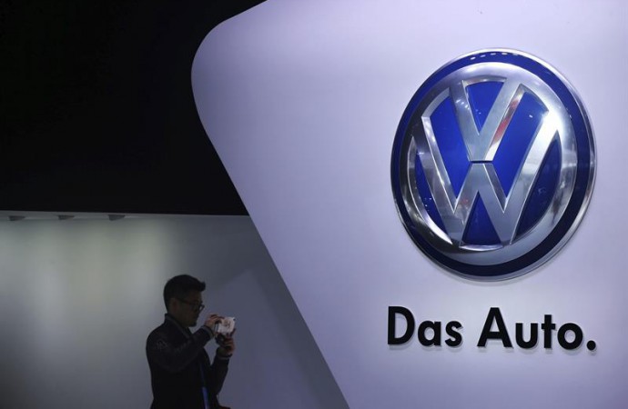 Volkswagen llamará a revisión 91.000 Passat por un problema eléctrico