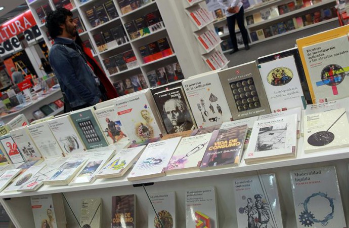 Publican nueva edición de la obra periodística de García Márquez