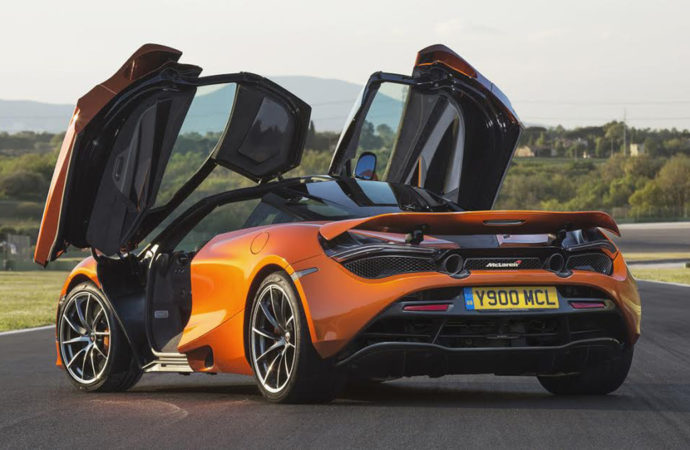 McLaren celebra la producción de su automóvil número 15,000